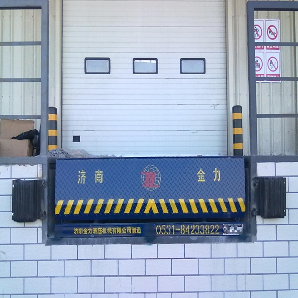 东营码头用固定登车桥