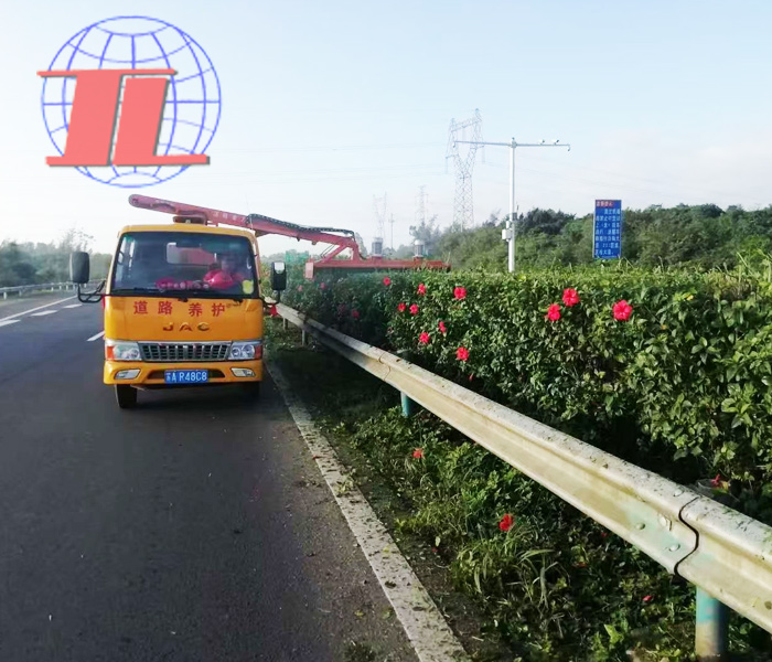 东营绿化修剪车