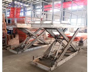 东营不锈钢升降机